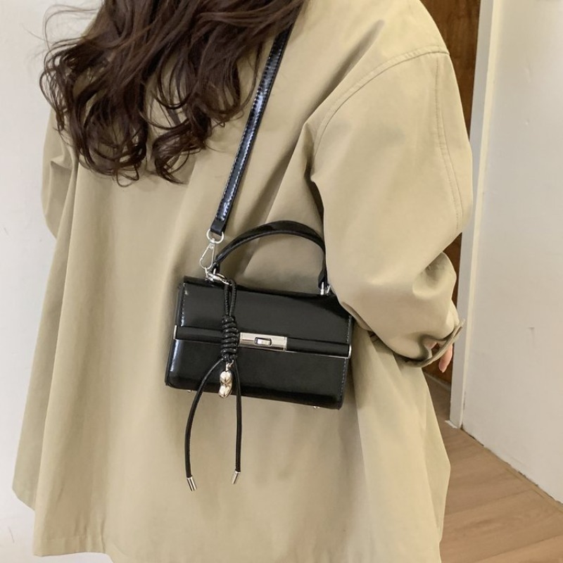 Borsa a Tracolla di Lusso in P - Vintage Fashion Paris recensione e prezzo