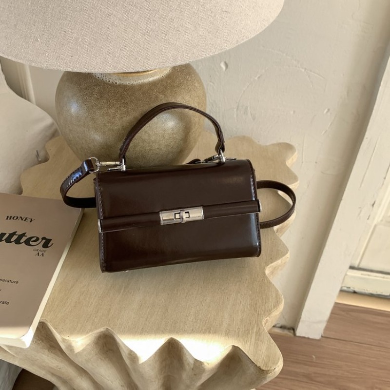 Borsa a Tracolla di Lusso in P - Vintage Fashion Paris recensione e prezzo