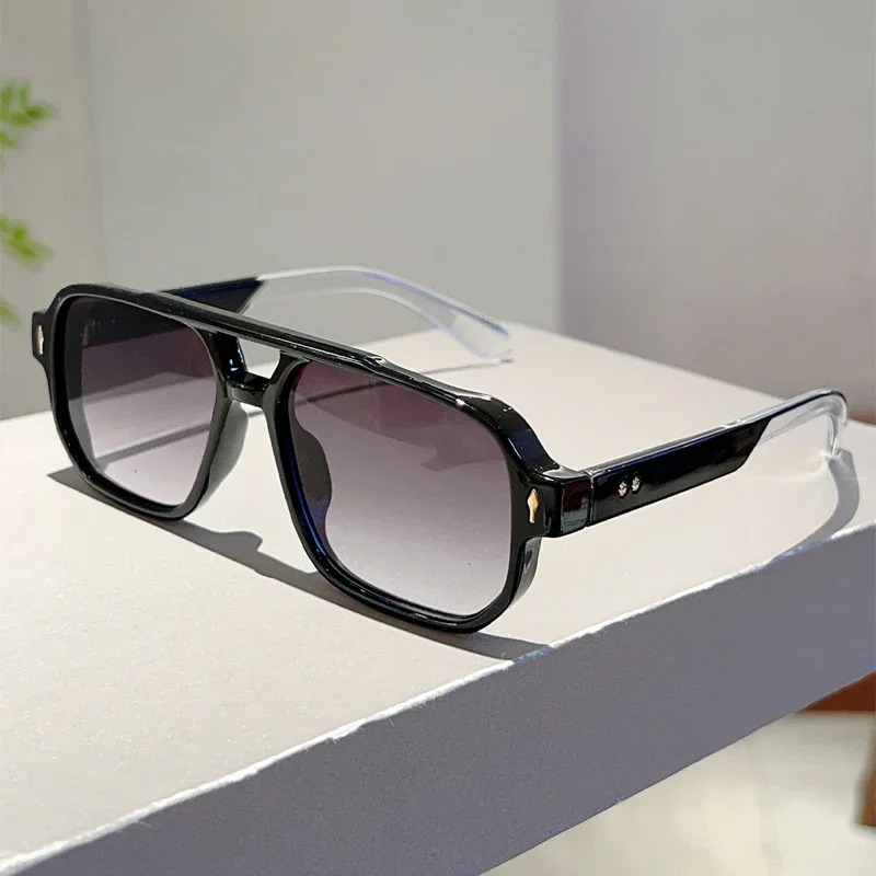 Nuovi Occhiali da Sole Quadrat - Vintage Fashion Glasses recensione e prezzo