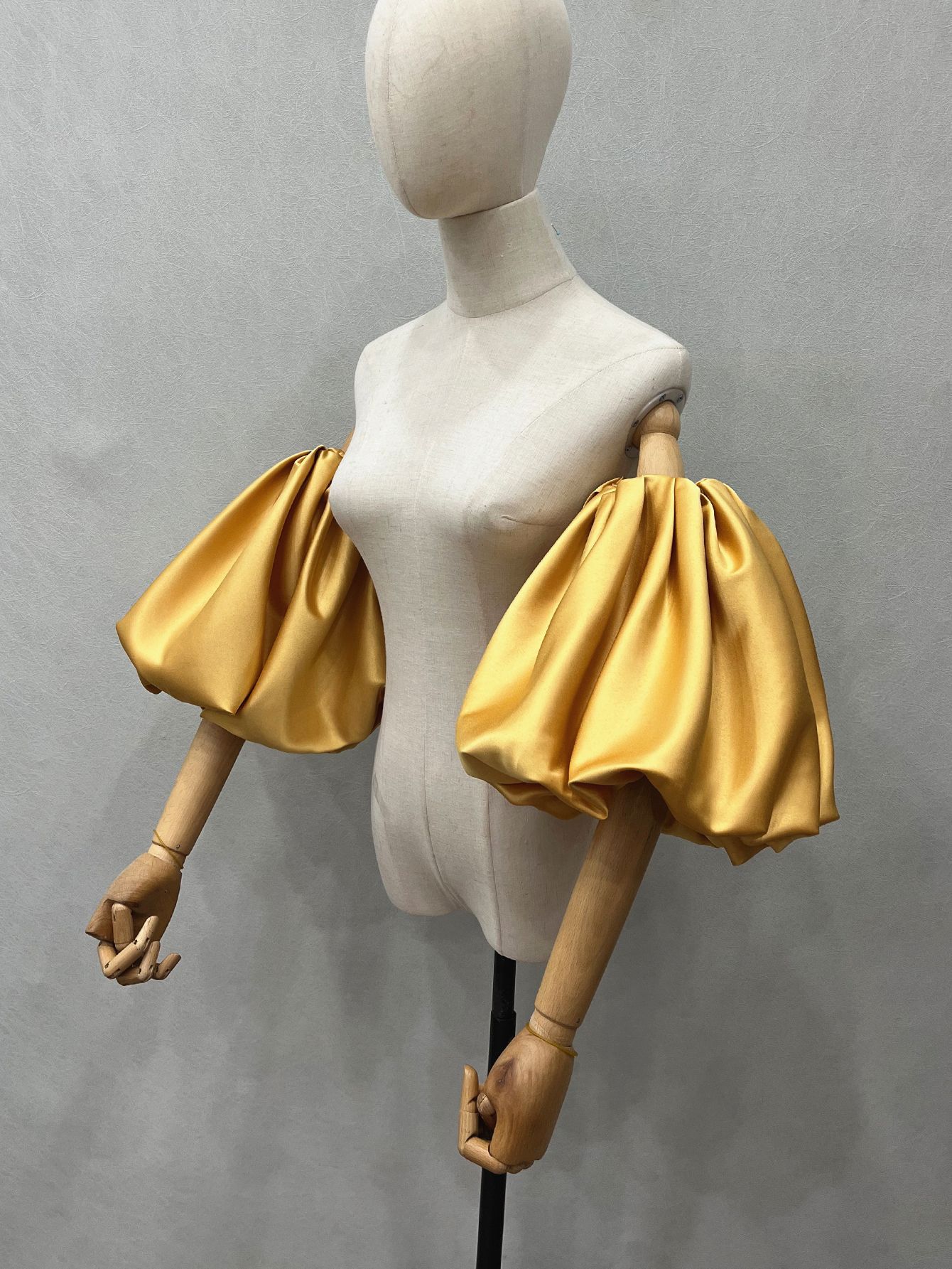 Guanto da donna elegante di de - Vintage Fashion Photography recensione e prezzo