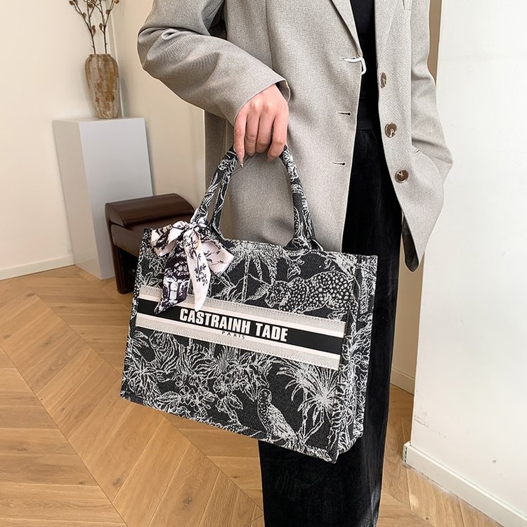Borse Fasciatoio di Lusso Vint - Vintage Fashion Paris recensione e prezzo