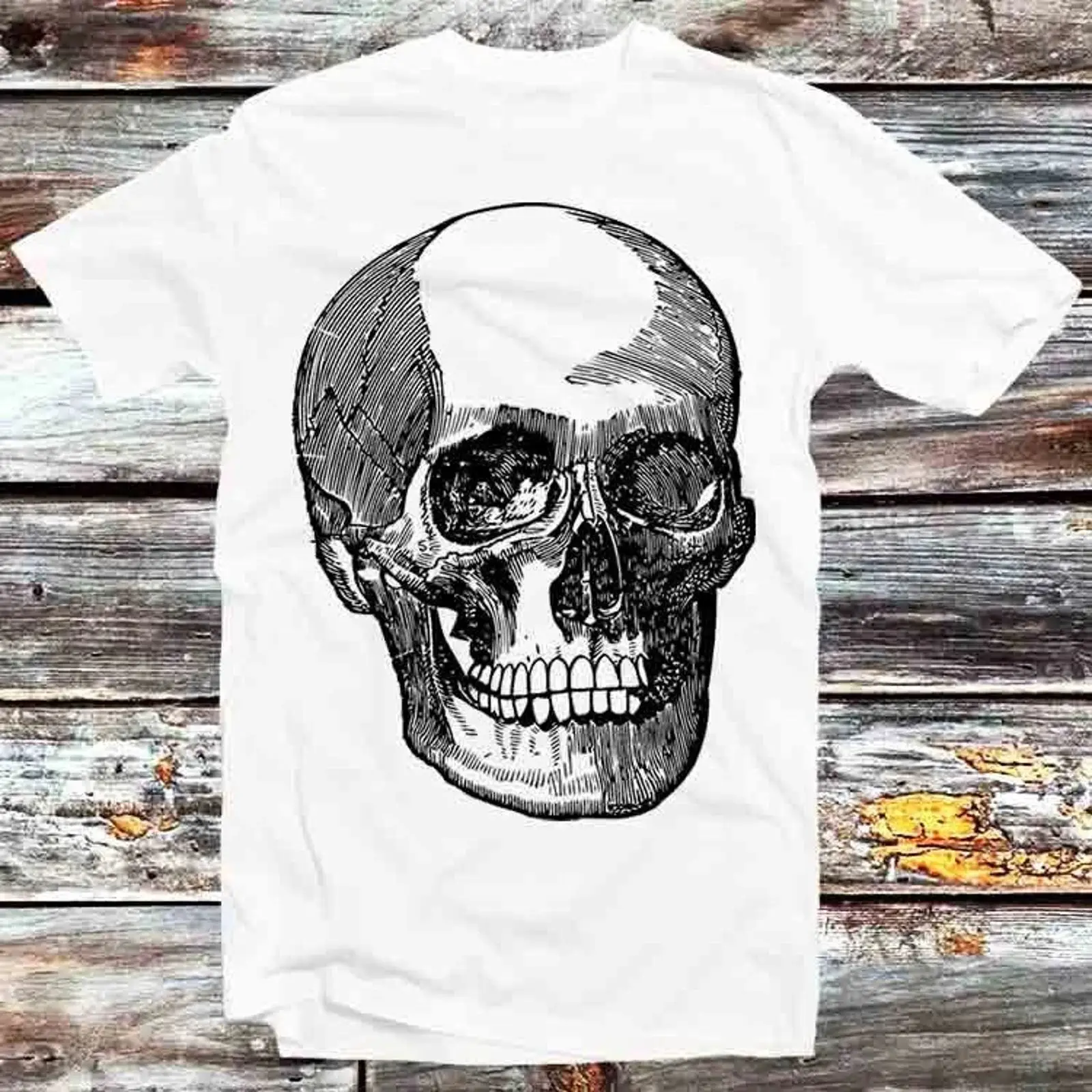 T-shirt Spooky Skull Space Ski - Vintage Fashion Sketches recensione e prezzo