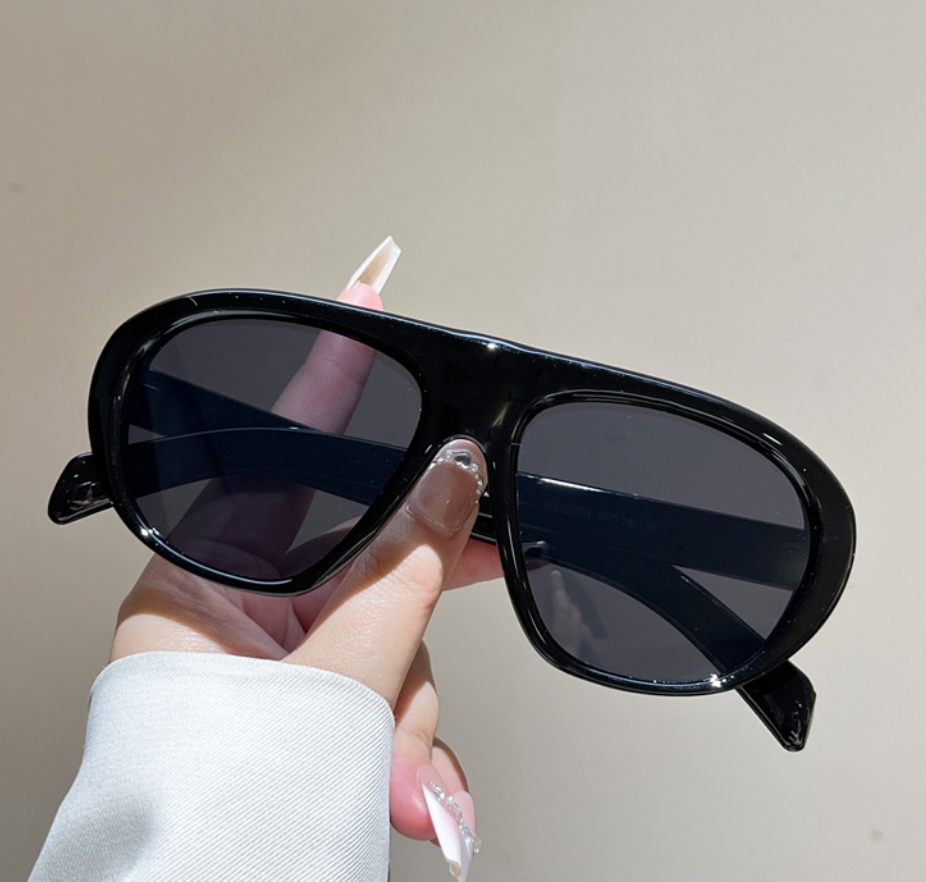 Nuovi Occhiali da Sole Oversiz - Vintage Fashion Glasses recensione e prezzo