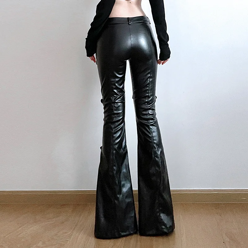 Pantaloni svasati in pelle PU  - Vintage Fashion Aesthetic recensione e prezzo