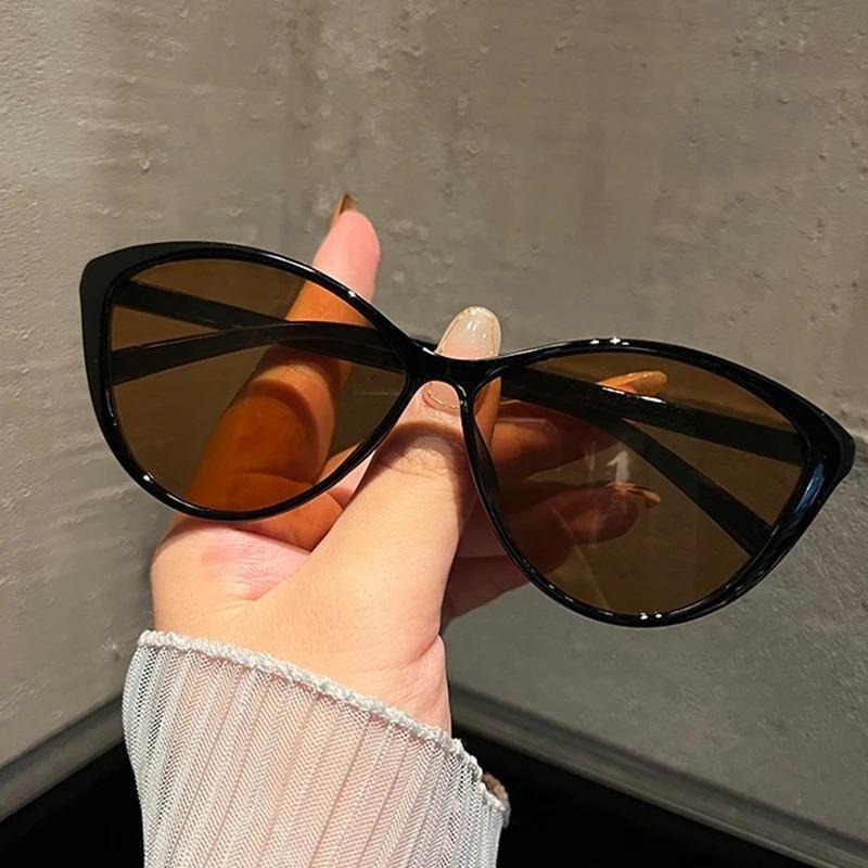 Occhiali da Sole Retrò a Occhi - Vintage Fashion Glasses recensione e prezzo
